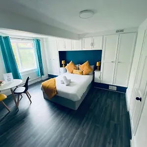 Avalon Brighton